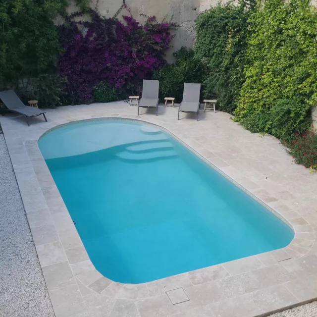 Détente autour de la Piscine 
#lapromenadesuiteandspa
#Nimes
#montpellier
#vaunage 
Pour toute réservation contactez-nous 
0675142241
0622567553
